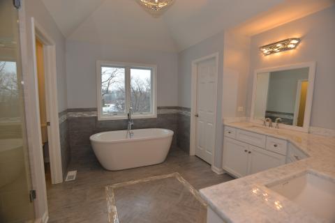 Sheffield owners suite bathroom - freestanding tub 