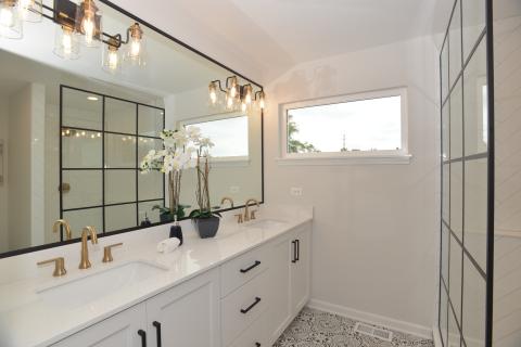 McAlister - owners suite bathroom with custom grid on shower glass